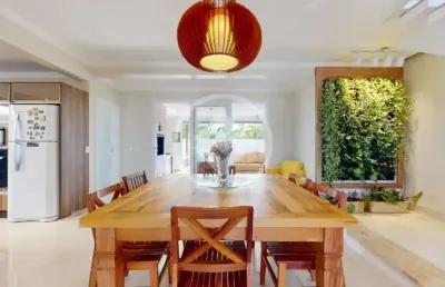 Espetacular casa em condomínio com pé na areia codigo: 70801