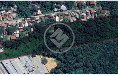 Terreno em ótima localização no sul da ilha codigo: 74063