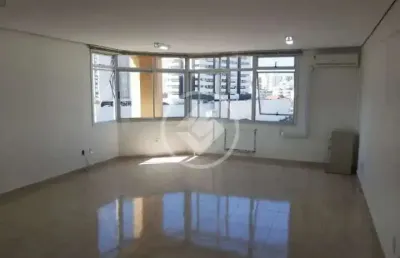 Sala comercial à venda na Rua General Liberato Bittencourt, 1914, Balneário, Florianópolis