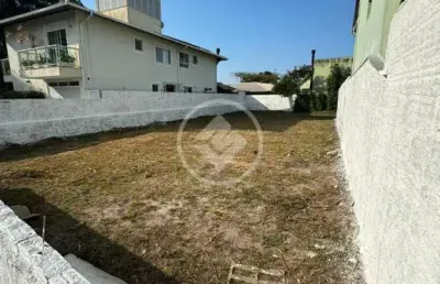 Terreno na barra da lagoa a 900 metros da praia codigo: 88634