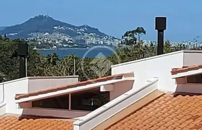 Casa à venda com 3 dormitórios sendo uma suíte codigo: 88606