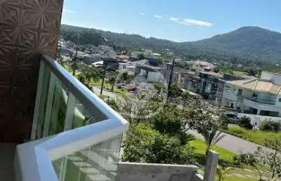 Sobrado localizado nos ingleses do rio vermelho codigo: 92983