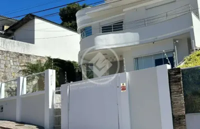 Casa com 3 quartos à venda na Rua Andrelino Natividade da Costa, 190, Canto, Florianópolis
