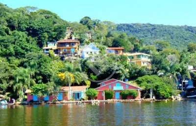 Casa localizada na lagoa da conceição codigo: 100131