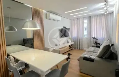 Apartamento reformado no centro de florianópolis – 3 dormitórios, 103m² codigo: 113722