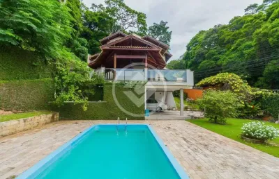 Casa alto padrão piscina vista beira mar norte no centro de florianópolis codigo: 118689