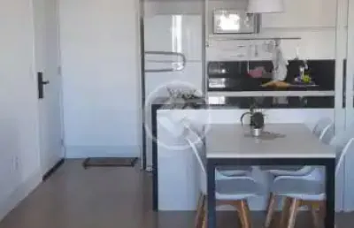 Apartamento impecável, mobiliado e decorado, 1 quarto, com vaga de garagem coberta e hobby box no subsolo. codigo: 129662