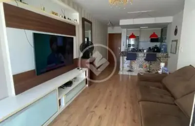 Apartamento de 2 dormitórios, sendo 1 suíte, com churrasqueira e vaga coberta em barreiros, são josé/sc. codigo: 136389