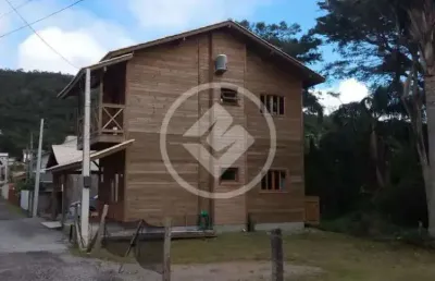 Venda casa de madeira 2 andares no morro das pedras codigo: 138694