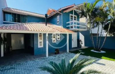 Ampla casa com piscina à venda nos ingleses codigo: 138653