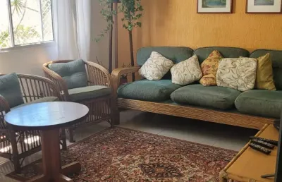 Casa em condomínio - 4 dormitórios - 1 suíte - 2 vagas de garagem