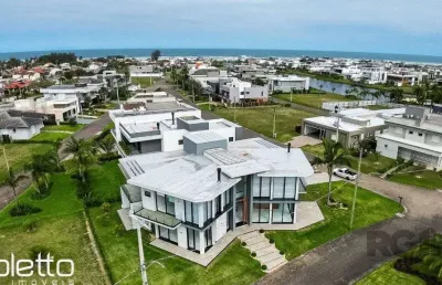 Mansão no ocean side para comprar com  592m2 por r$ 5.200.000,00