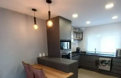 Casa em condomínio a venda no bairro vila nova, com 3 dormitórios.