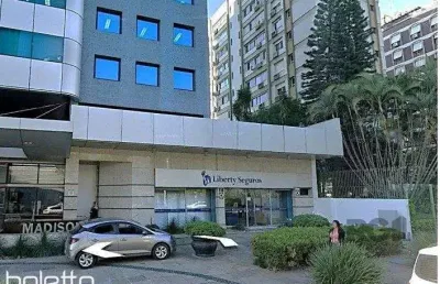 Excelente loja para alugar na av. mostardeiro com 168 m2 de área privativa