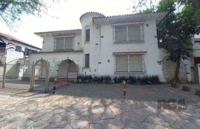 Casa comercial para locação com 441m², no bairro moinhos, com estacionamento par
