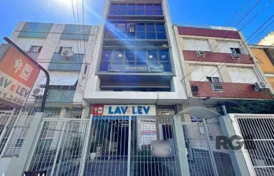 Conjunto comercial para comprar  totalmente mobiliado e desocupado, localizado n