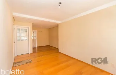 Excelente apartamento de 70,80m² com 2 dormitórios e churrasqueira.