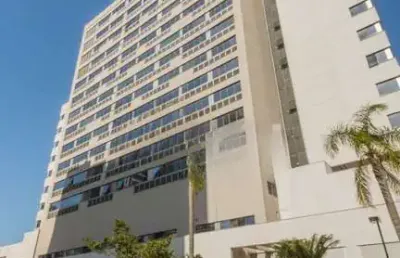 Duas salas comerciais para comprar, unificadas com  70m² no rossi business park