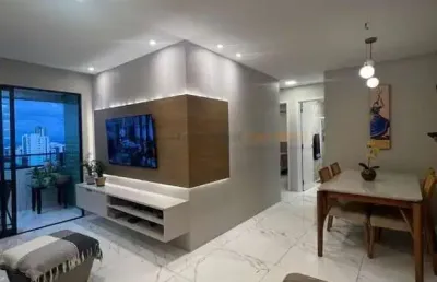 Oportunidade - venda de apartamento impecàvel, andar alto, super ventilado e com 82m²