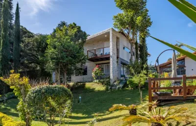 Casa com 3 quartos à venda na Rua Marquês do Sapucaí, 140, Golfe, Teresópolis