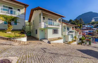 Casa em condomínio fechado com 4 quartos à venda na Rua José Janotti Primo, 495, Agriões, Teresópolis