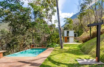 Casa com 4 quartos em condomínio em araras, petrópolis.