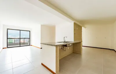 Apartamento com 2 quartos à venda na Rua Flavio Bortoluzi de Souza, 258, Alto, Teresópolis