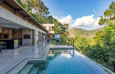 Casa 5 quartos em condomínio em itaipava, petrópolis.