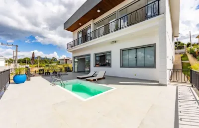 Casa com 4 quartos à venda na Rua Regina de Morais, 785, Barra do Imbuí, Teresópolis