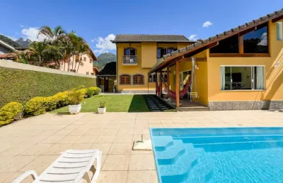 Casa com 4 quartos à venda na Rua Castro Alves, 994, Carlos Guinle, Teresópolis