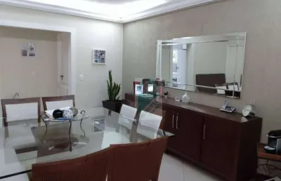 Oportunidade, casa em excelente residencial em alphaville!