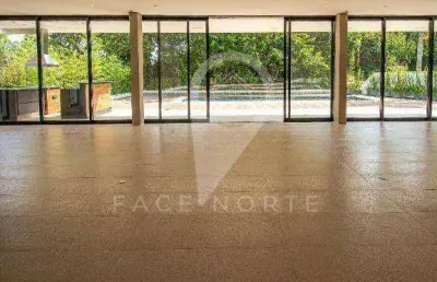 Mansão em alphaville, arquiteto renomado,680 mts, fundos p/ mata preservada !