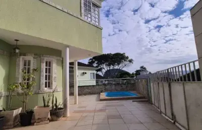 Casa de condomínio com 3 quartos à venda, 220m² - anil