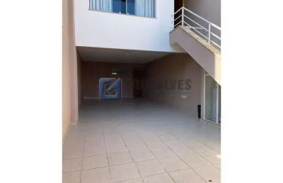 Casa com 3 quartos à venda na lazara de oliveira leite, r, demarchi, são bernardo do campo, 194 m2 por r$ 905.000