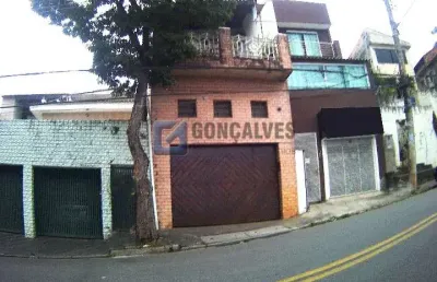 Sobradro 5 dormitórios sendo 1 suite, 350 mts² no bairro cidade são jorge em santo andré