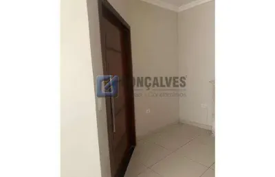 Sobrado 3 dormitórios sendo 1 suite, 174 mts² na vila scarpelli em santo andré.