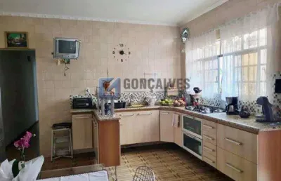 Casa com 4 quartos à venda na jose salustiano santana, r, mauá, são caetano do sul, 220 m2 por r$ 1.010.000
