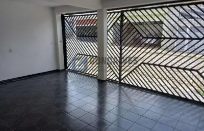 Sobrado à venda no bairro jordanopolis em são bernardo do campo com 424 m² de construída e 3 dormitórios sendo 1 suíte.