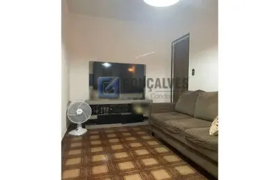Casa com 3 quartos à venda na ipanema, r, jardim hollywood, são bernardo do campo, 133 m2 por r$ 660.000