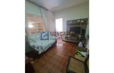 Casa com 3 quartos à venda na trinta e um de marco, av, taboão, são bernardo do campo, 140 m2 por r$ 660.000