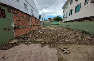Terreno a venda em santos no bairro do macuco na rua bezerra de menezes em santos, sp