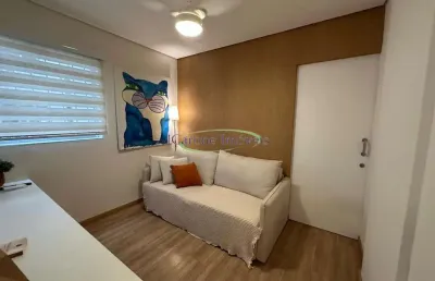 Venda de apartamento a poucos metros da praia, mobiliado e reformado na ponta da praia em santos / sp
