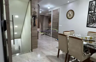 Casa sobreposta alta a venda 4 suítes, 2 vagas, churrasqueira e piscina a poucos metros da praia do embaré em santos/ sp