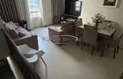 Casa sobreposta alta a venda com 3 quartos e 1 vaga de garagem no parque bitarú em são vicente / sp