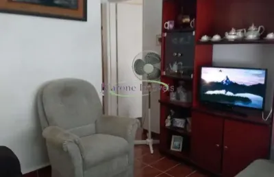 Apartamento com 2 quartos na praia da aparecida em santos