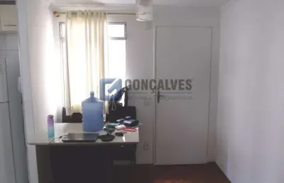 Apartamento com 2 quartos para alugar na gregoria de fregel, r, demarchi, são bernardo do campo, 48 m2 por r$ 1.200