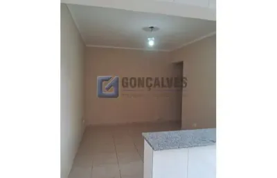 Casa com 2 quartos para alugar na manoel de lima, r, ferrazópolis, são bernardo do campo, 50 m2 por r$ 1.700