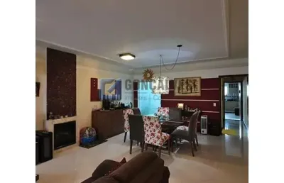 Casa com 4 quartos para alugar na santo antonio, r, santa terezinha, são bernardo do campo, 298 m2 por r$ 5.380
