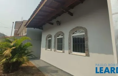Casa com 3 quartos à venda no Jardim Centenário, Poços de Caldas 