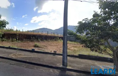 Terreno à venda no Parque San Carlo, Poços de Caldas 